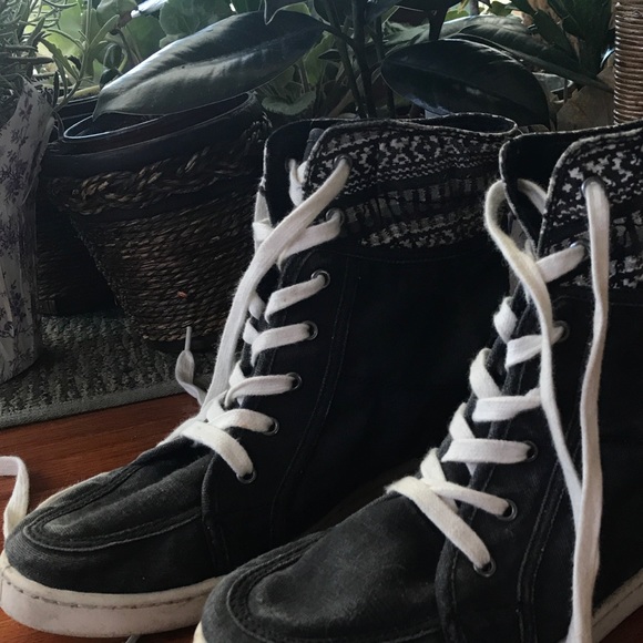 PLATFORM ROXY TRIBAL PLATFORM KICKS - Picture 3 of 3